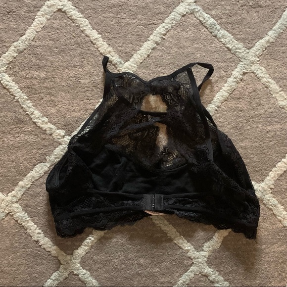 5 Like New Bralette’s - Picture 10 of 13